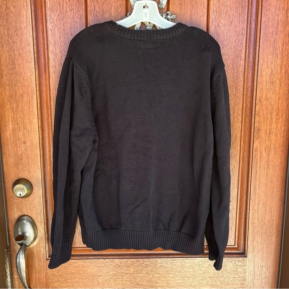 St John’s Bay Sweater - Picture 2 of 3